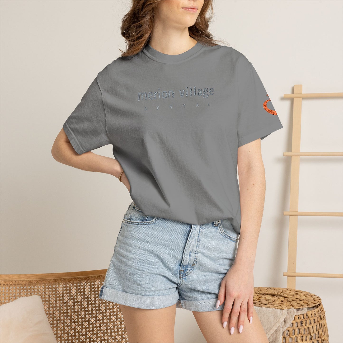MVD_MERION VILLAGE DENTAL_embroidery – Apple-Heart icon sleeve_embroidery - T-Shirt