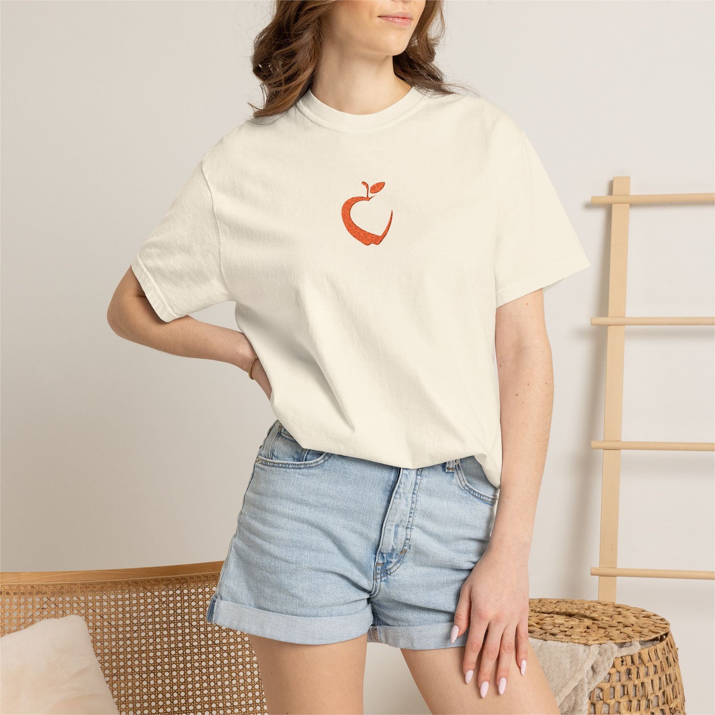 MVD Apple-Heart icon - T-Shirt