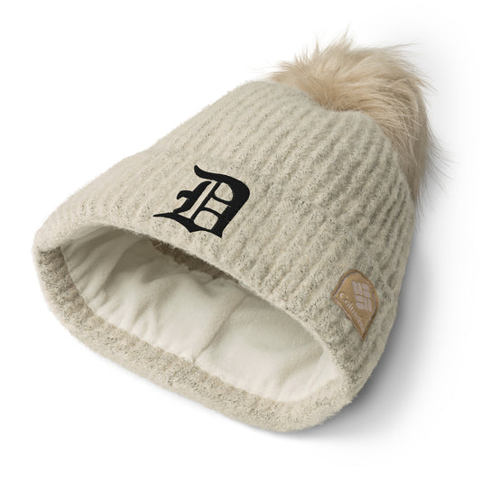 Script D - Columbia pom-pom beanie